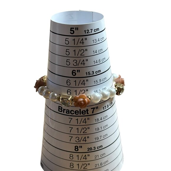 Plastic Faux Pearl Stretchy Bracelet Pink Roses Rhinestones 6.5 inch Unstretched - Picture 3 of 3